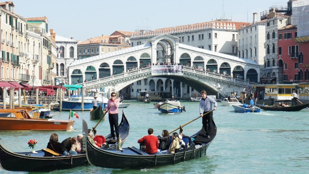 Flights to Venice (VCE) from Mumbai (BOM)